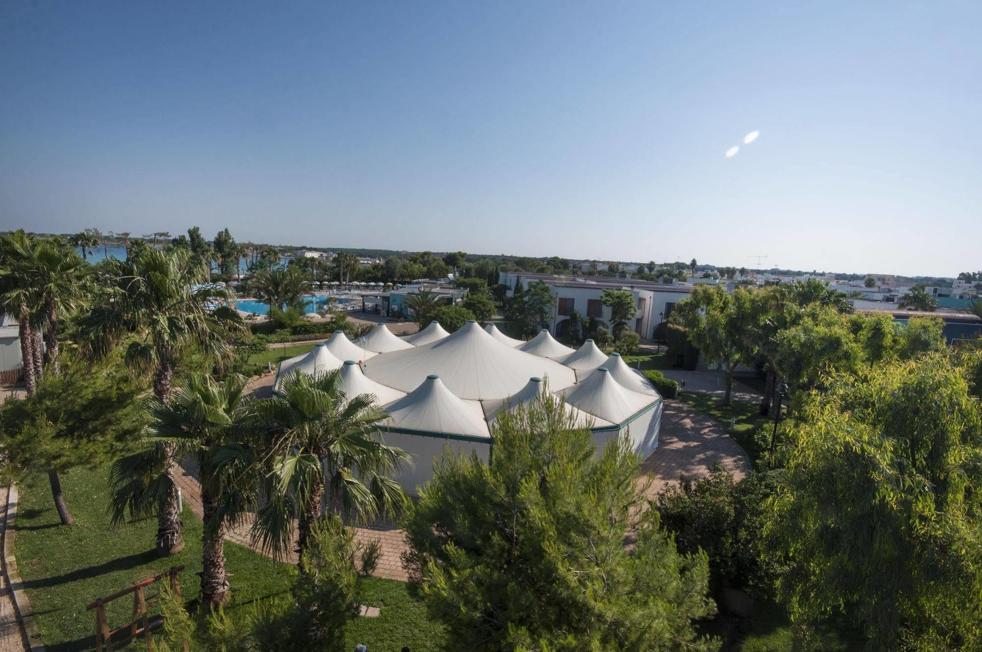 Blu Salento Village Sant Isidoro  Luaran gambar